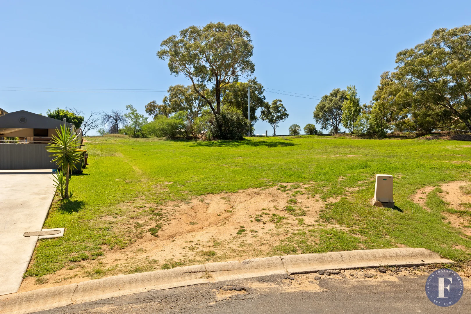 Additional image 3 of 11,13 & 14 Angel Court, Young NSW 2594