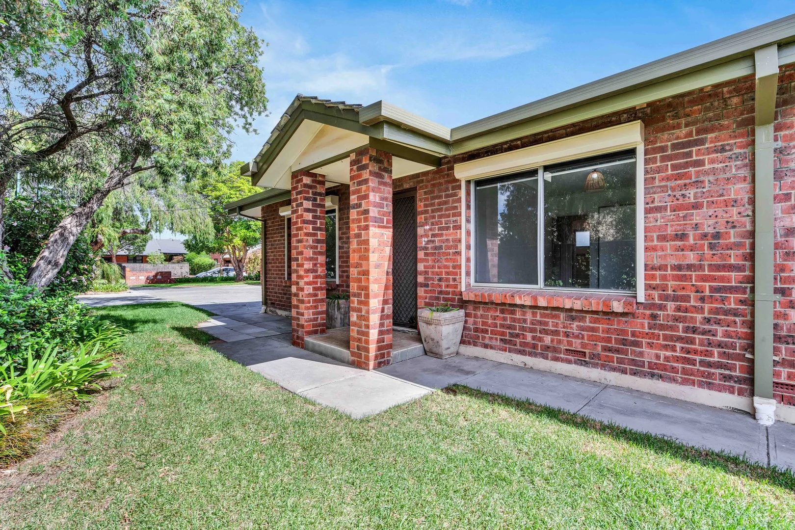 Primary image of 1/12 Le Cornu Street, Broadview SA 5083