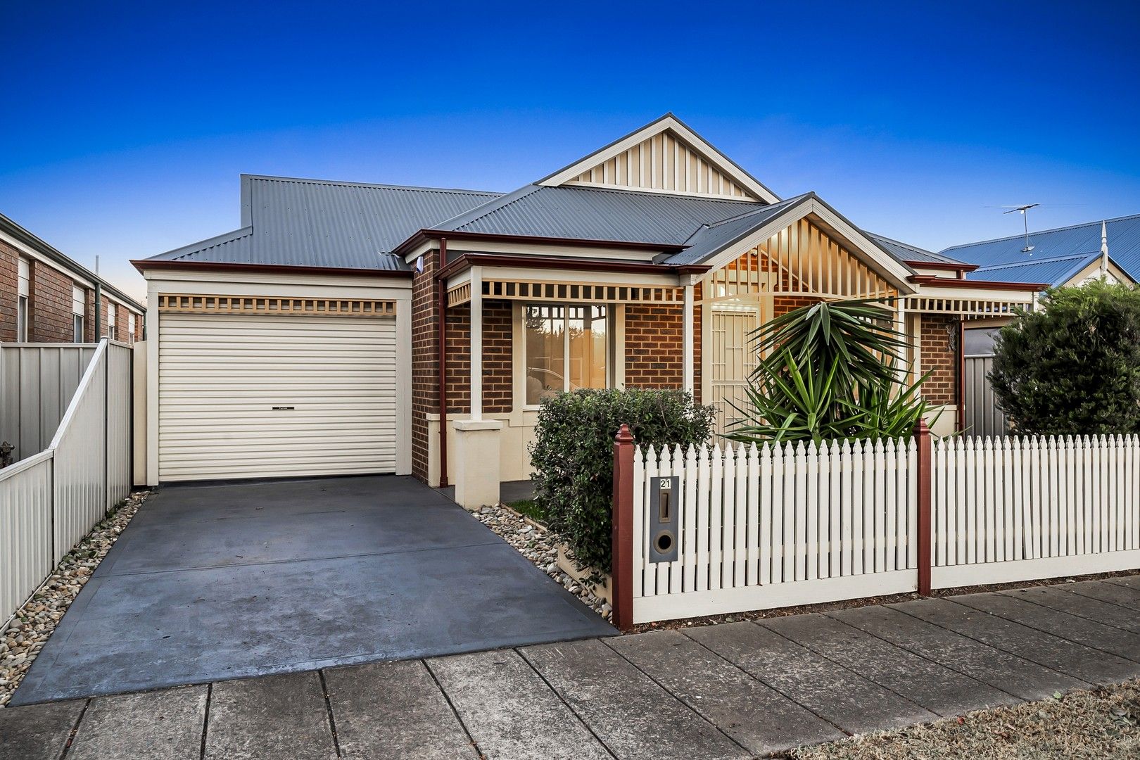 21 Classic Place, Craigieburn VIC 3064, Image 0