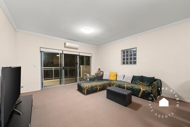 Picture of 5/2-6 Howard Avenue, NORTHMEAD NSW 2152