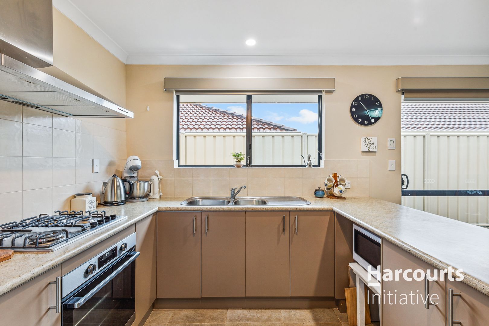 64 Olivedale Road, Madeley WA 6065, Image 2