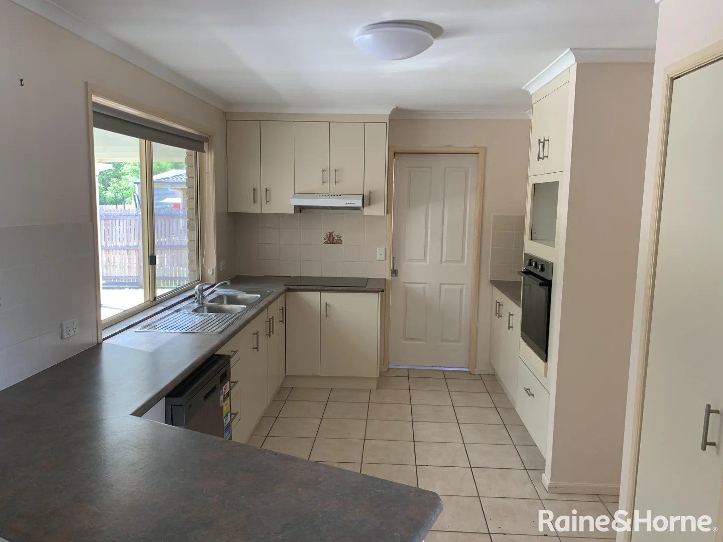 Additional image 7 of 28 Clarance Drive, New Auckland QLD 4680