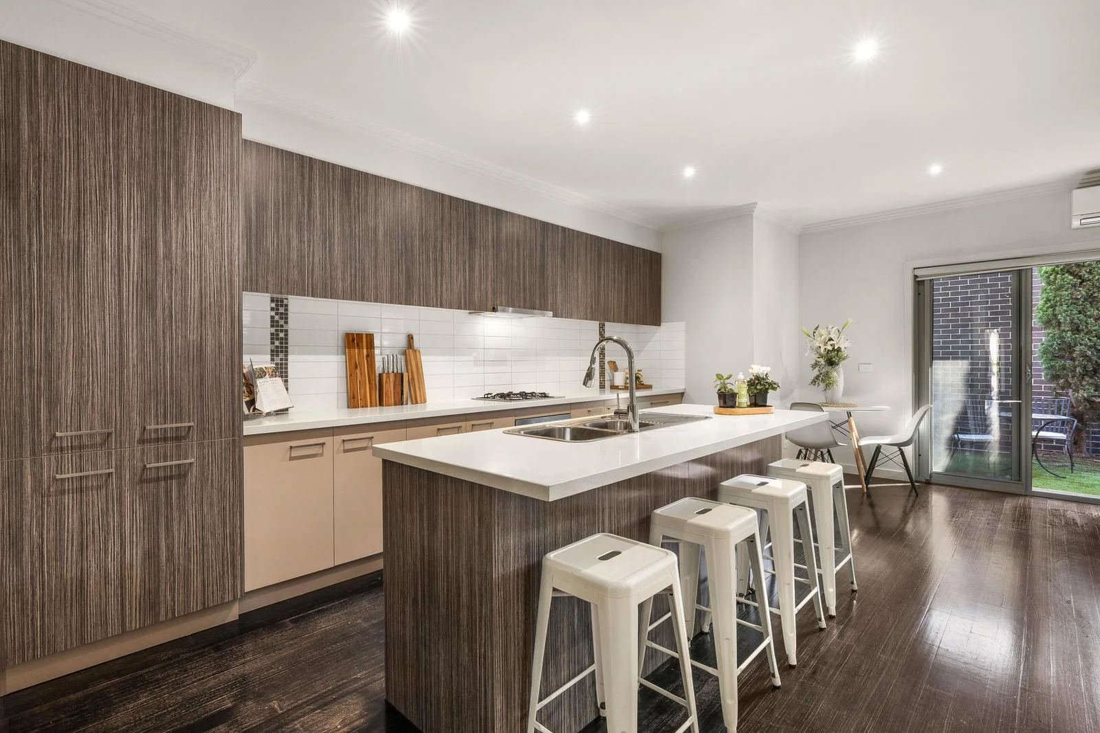 Additional image 3 of 2/111 Quinn Grove, Keilor East VIC 3033