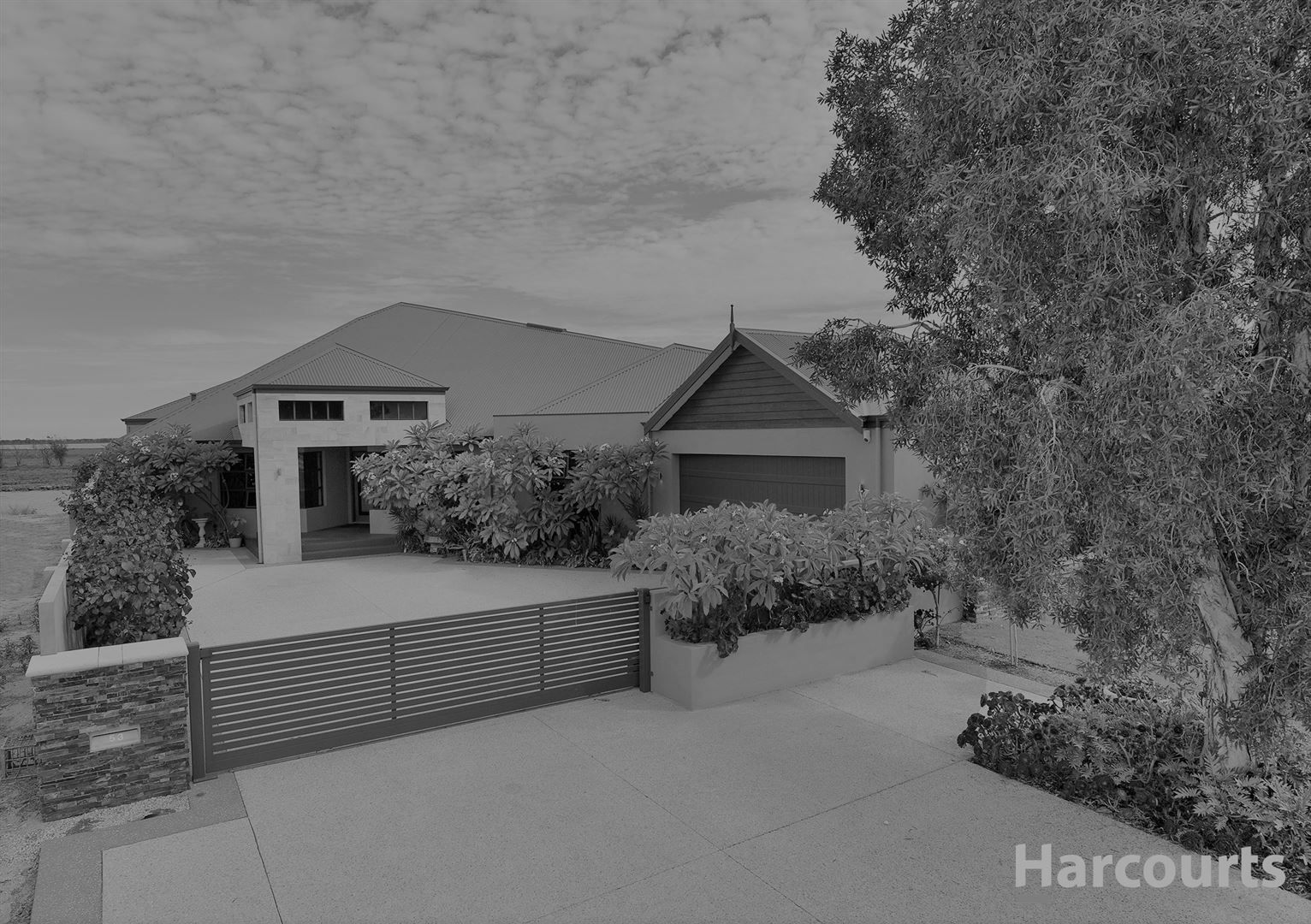 53 Erins Isle, Dudley Park WA 6210, Image 0