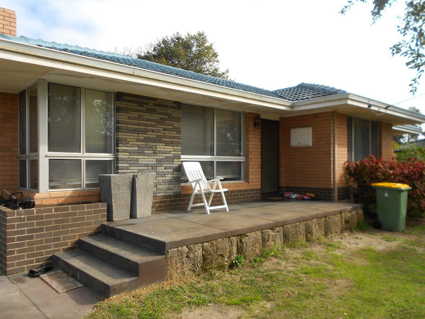 3 bedrooms House in 15 Tudor Avenue SHELLEY WA, 6148