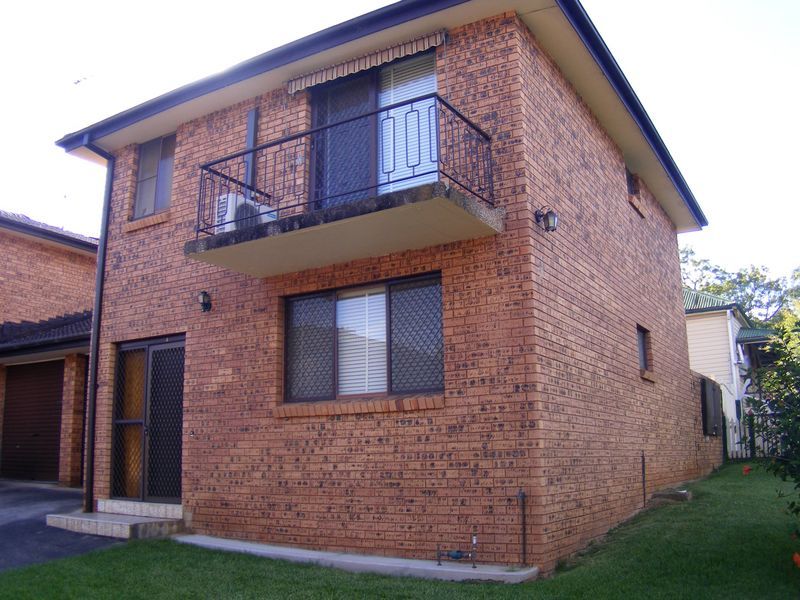 4/2A Condamine St, Campbelltown NSW 2560, Image 0