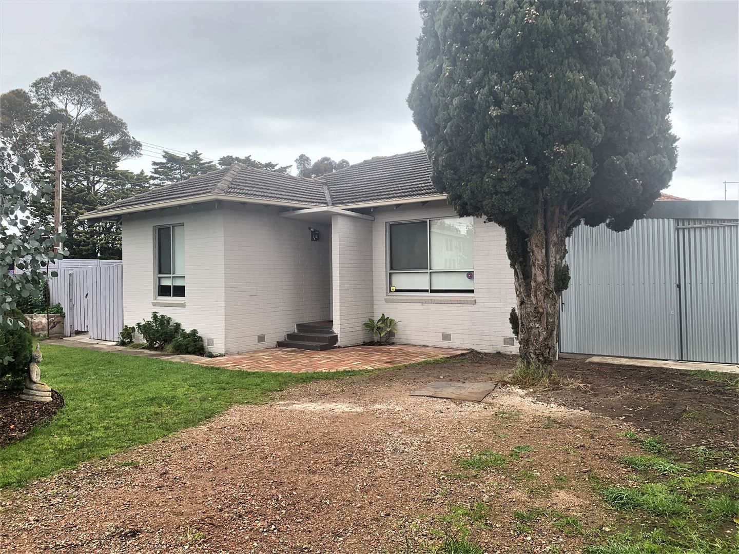 2 Mcneill Avenue, East Geelong Property History & Address Research