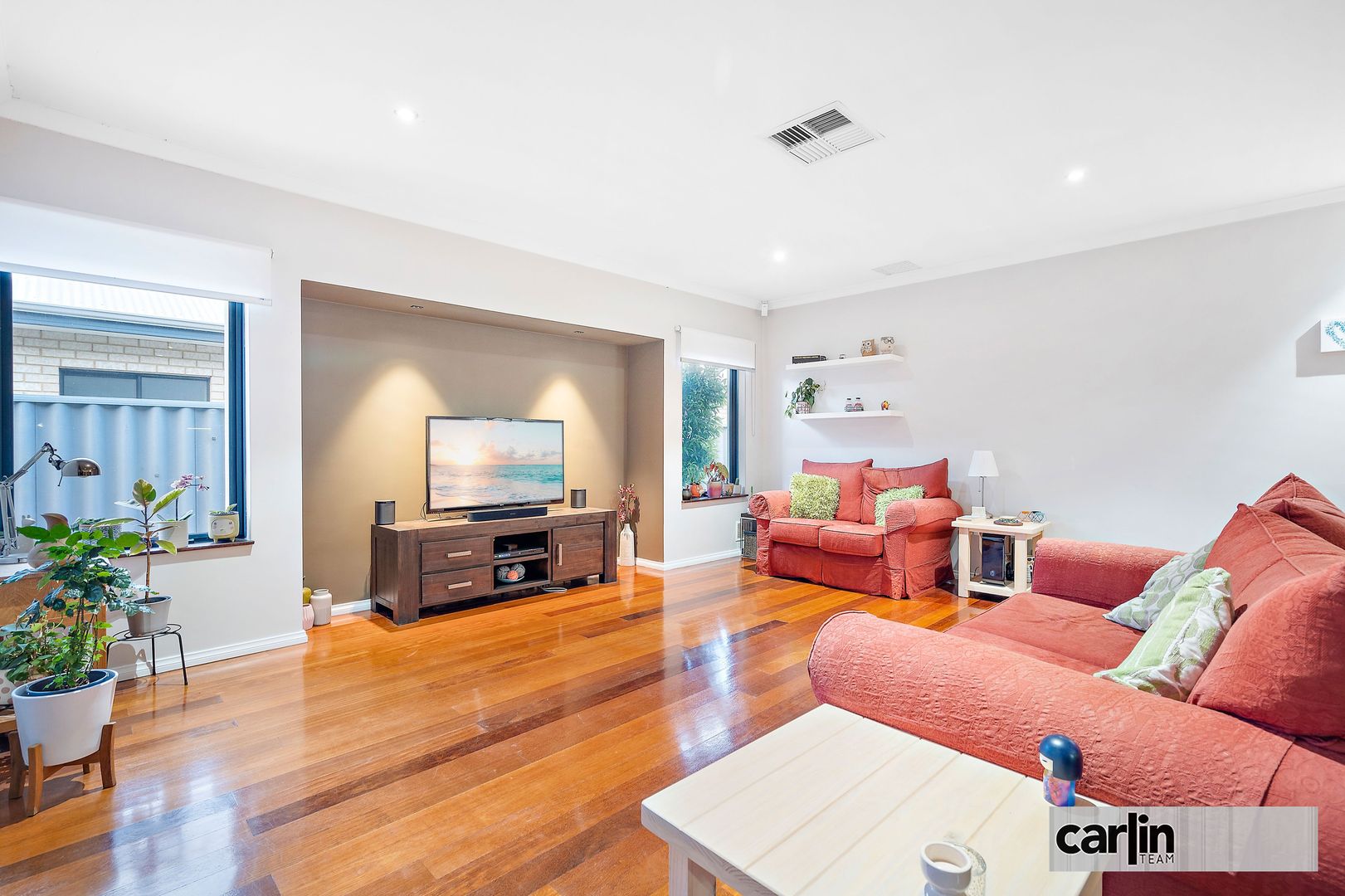 10 Grampian Crescent, Aubin Grove WA 6164, Image 2