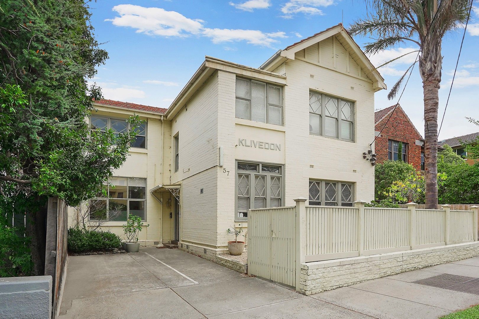 2 bedrooms Apartment / Unit / Flat in 1/57 Chapel Street ST KILDA VIC, 3182
