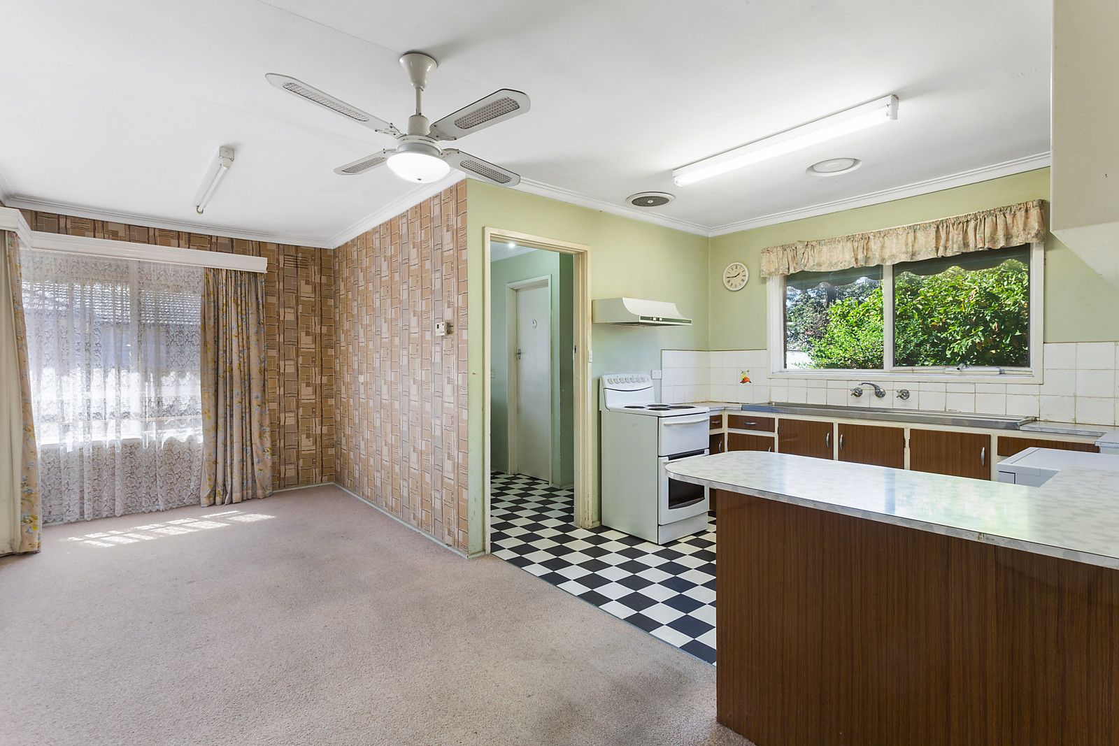 4 Hoffmans Road, Essendon VIC 3040, Image 2