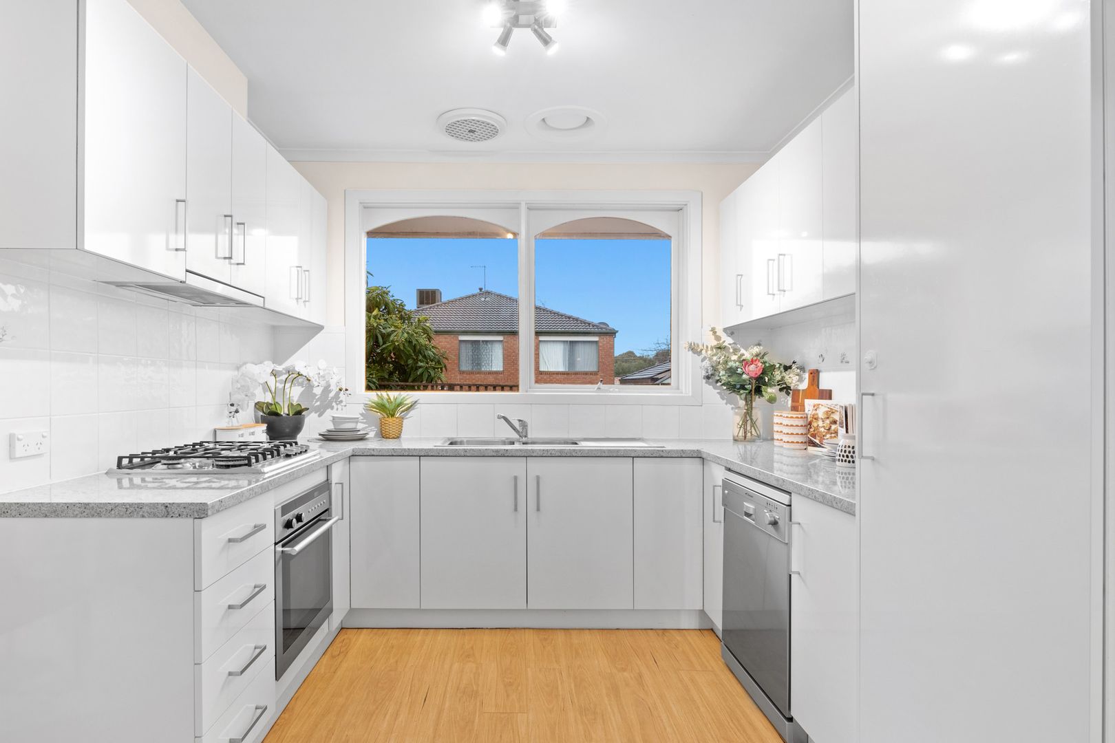 6/5 Hiddleston Avenue, Box Hill South VIC 3128, Image 1