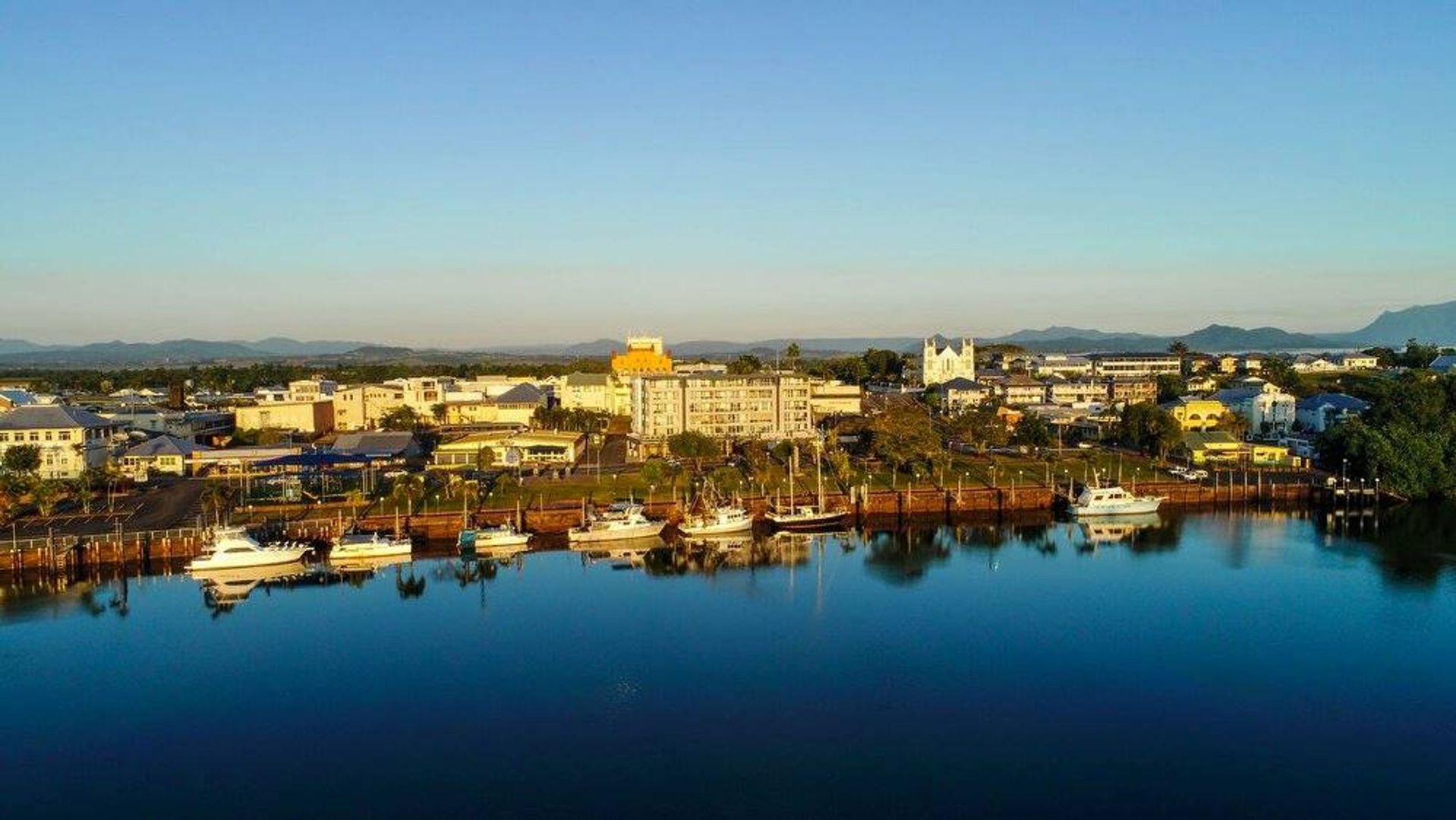 17/3032 Fitzgerald Esplanade, Innisfail Property History & Address