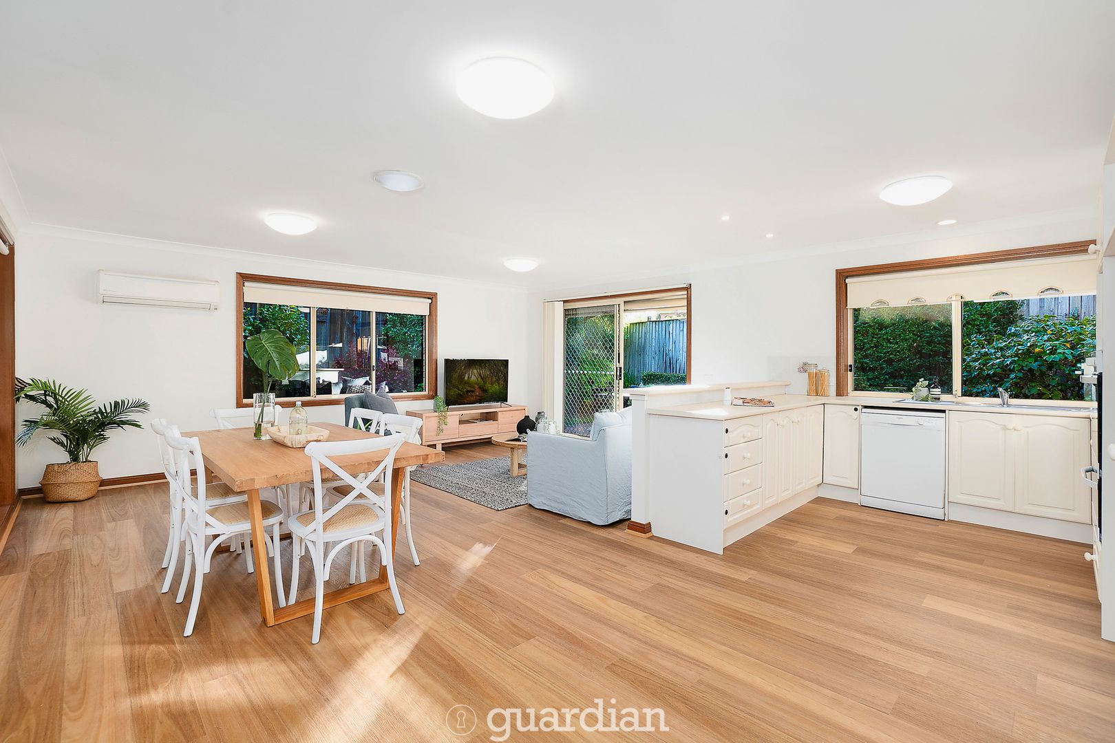 18 Cardiff Way, Castle Hill NSW 2154, Image 1