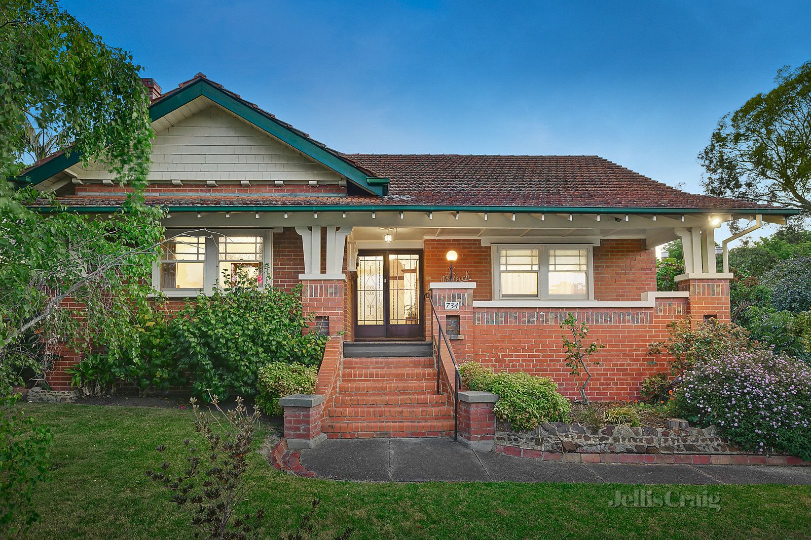 734 Whitehorse Road, Mont Albert VIC 3127, Image 0