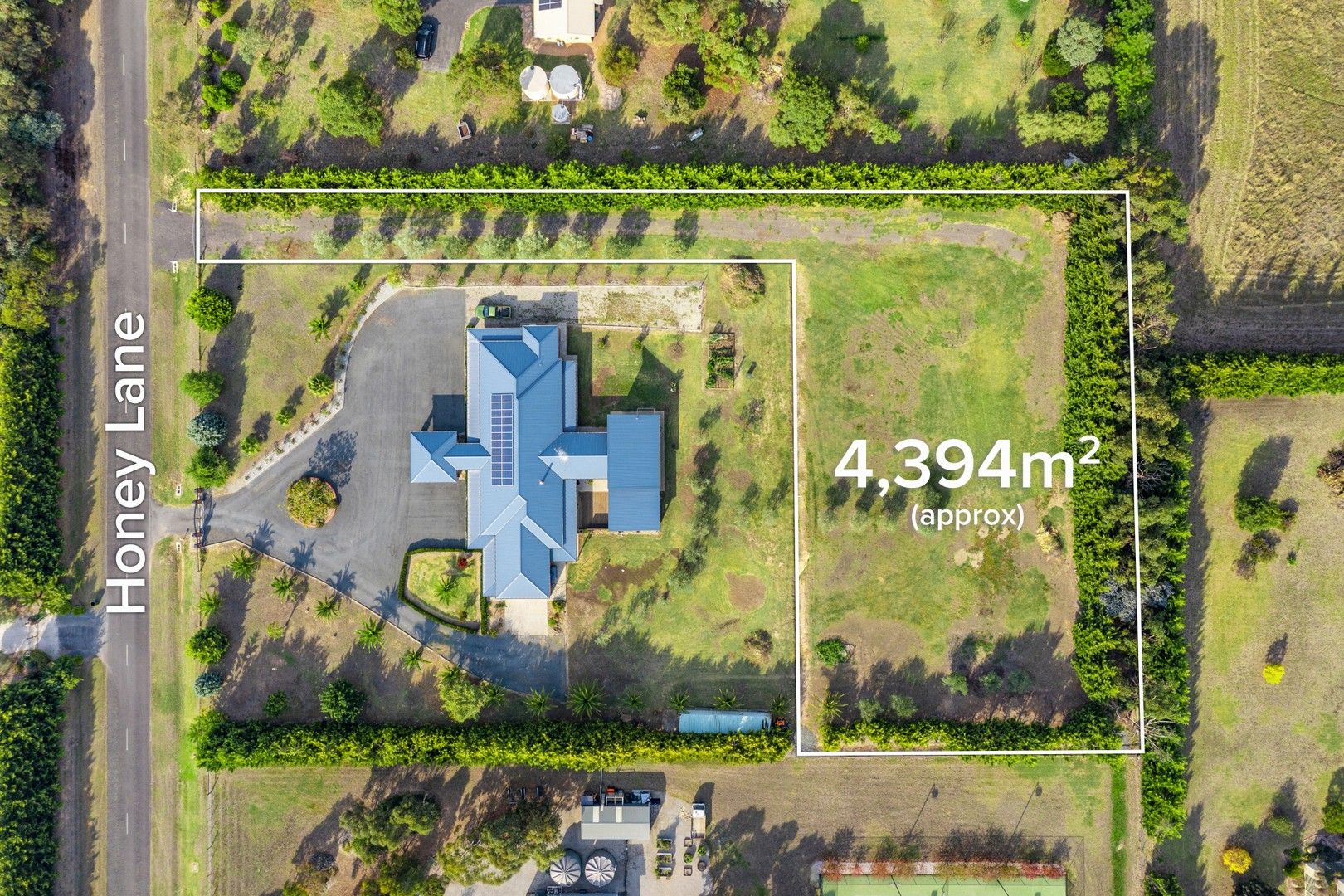 16 Honey Lane, Batesford VIC 3213 Domain