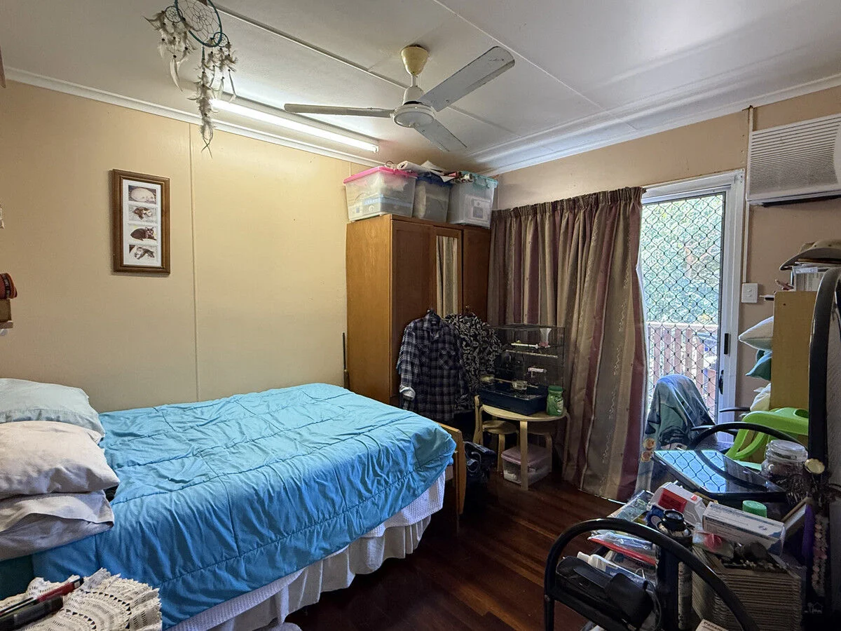 Image 12