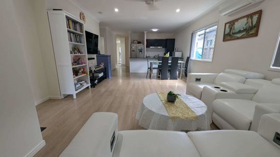 4 bedrooms House in 13 Aspen Way A ARUNDEL QLD, 4214
