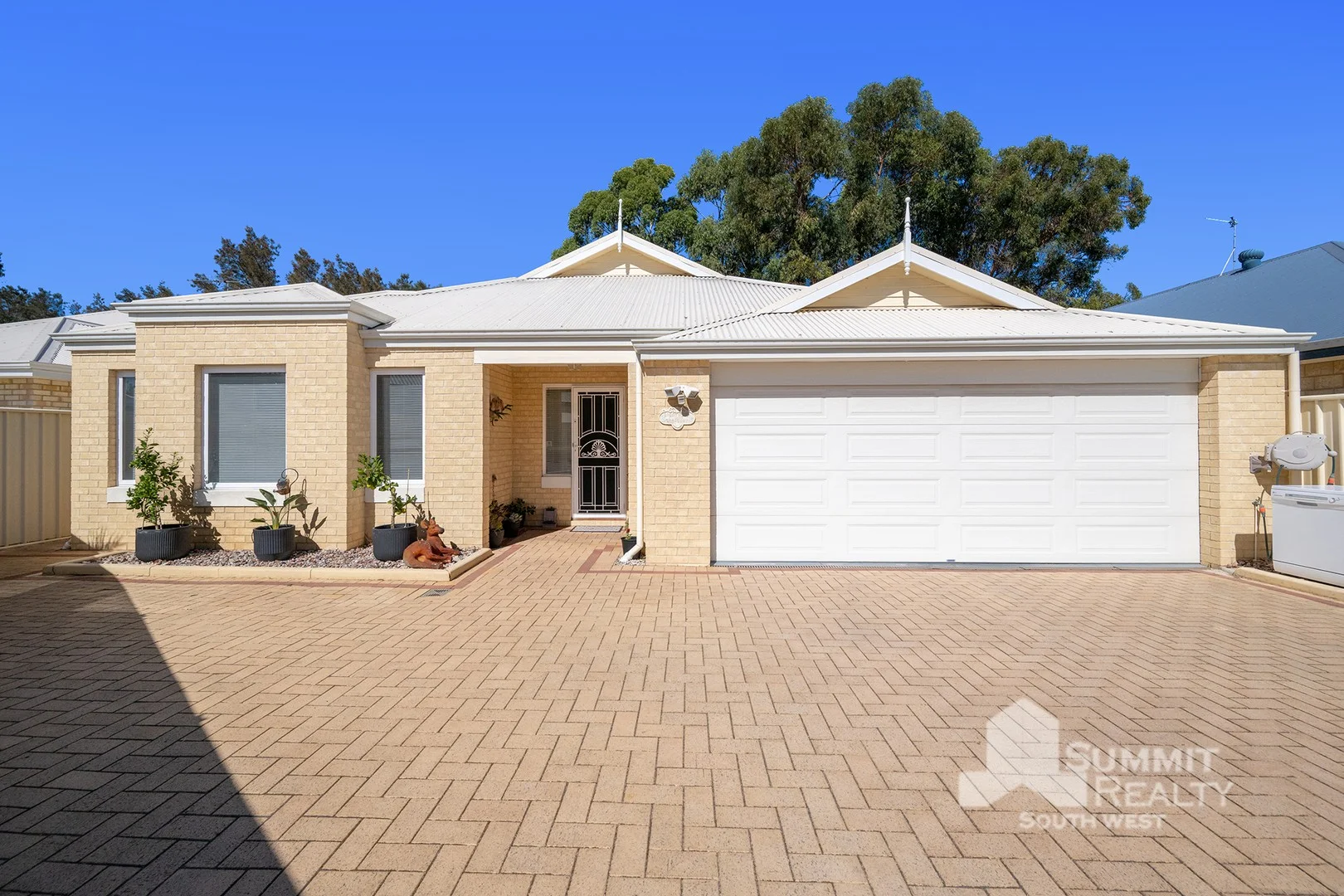 13 Broadway, Pelican Point WA 6230