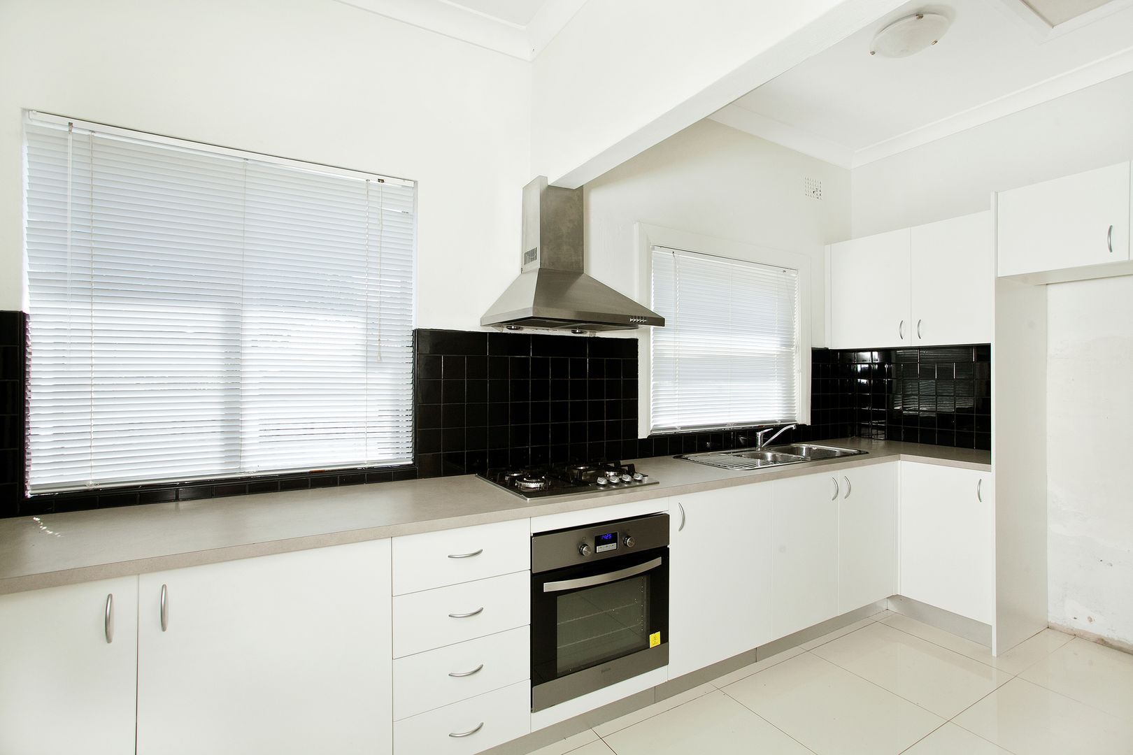 129 Russell Avenue, Dolls Point NSW 2219, Image 1