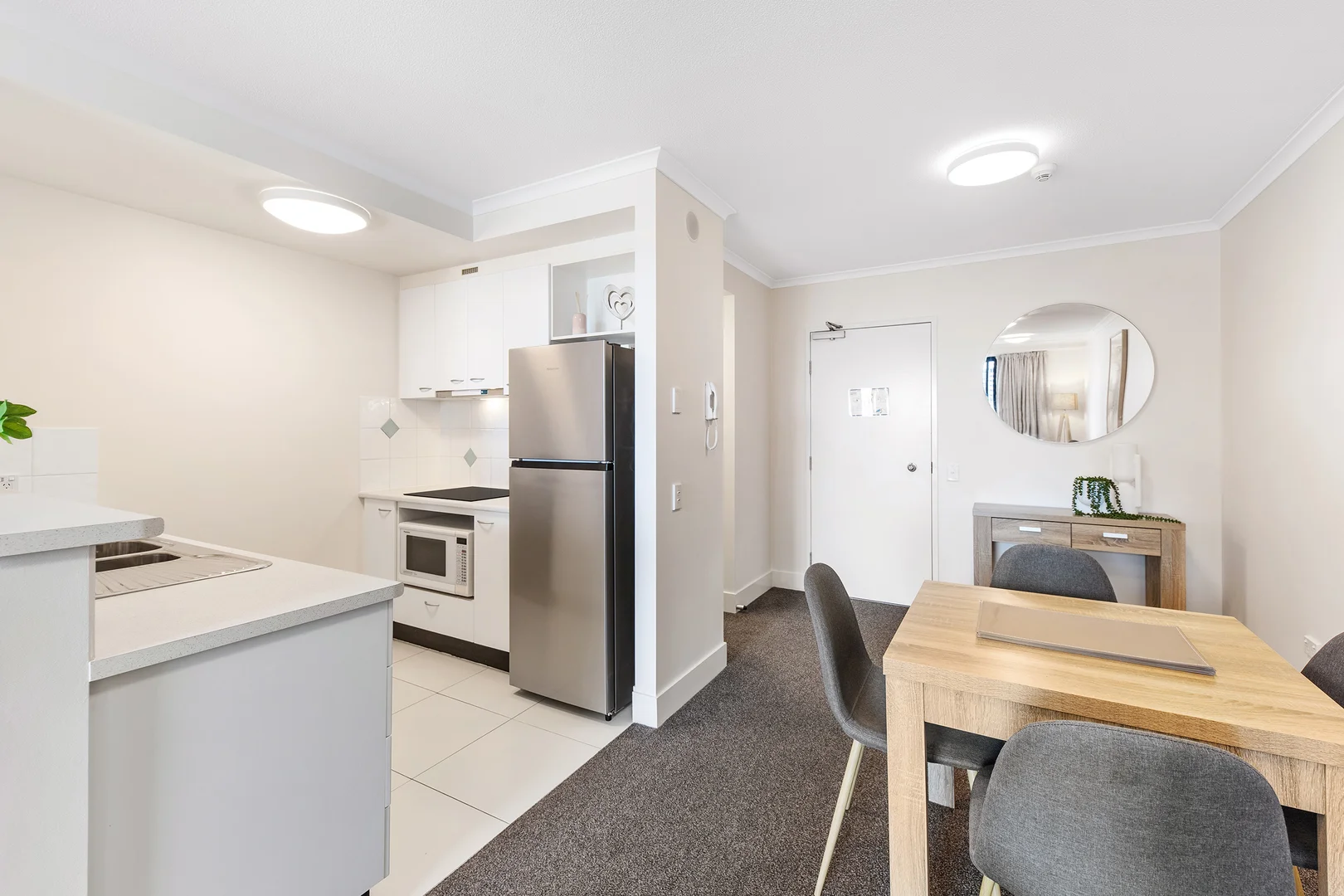 Additional image 6 of 506/32 Surf Parade, Broadbeach Waters QLD 4218