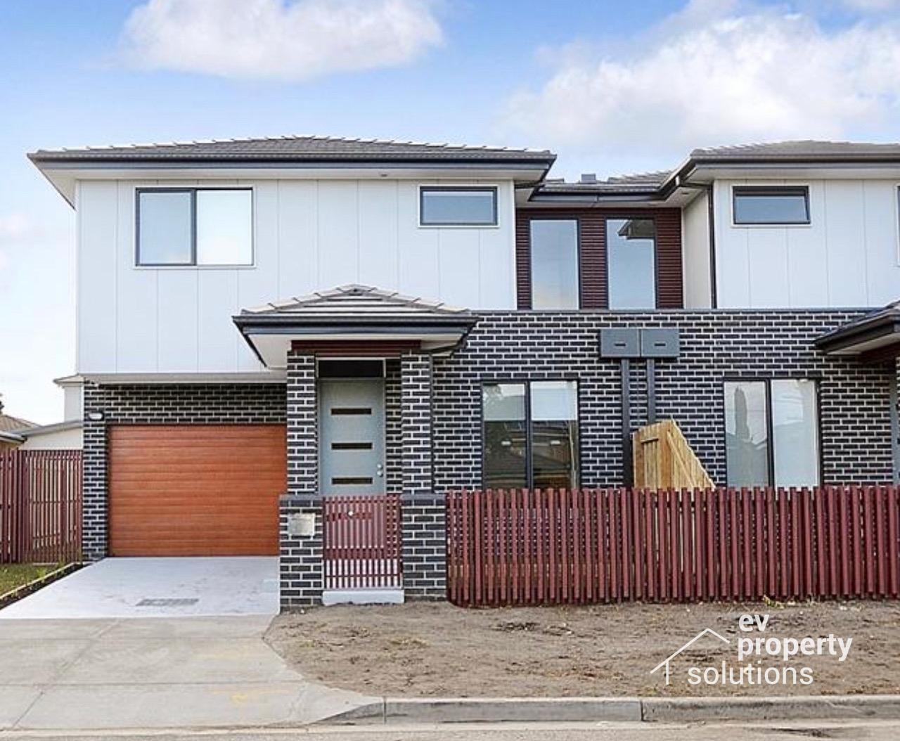 3 bedrooms Townhouse in 3/16 Kingswood Road CHELTENHAM VIC, 3192