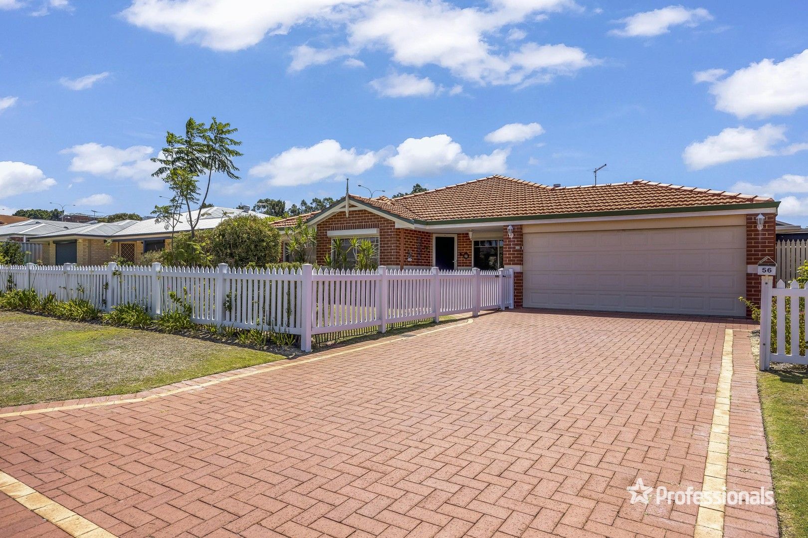 4 bedrooms House in 56 Fenchurch Street ALEXANDER HEIGHTS WA, 6064