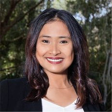 Joanne Taguinod, Sales representative