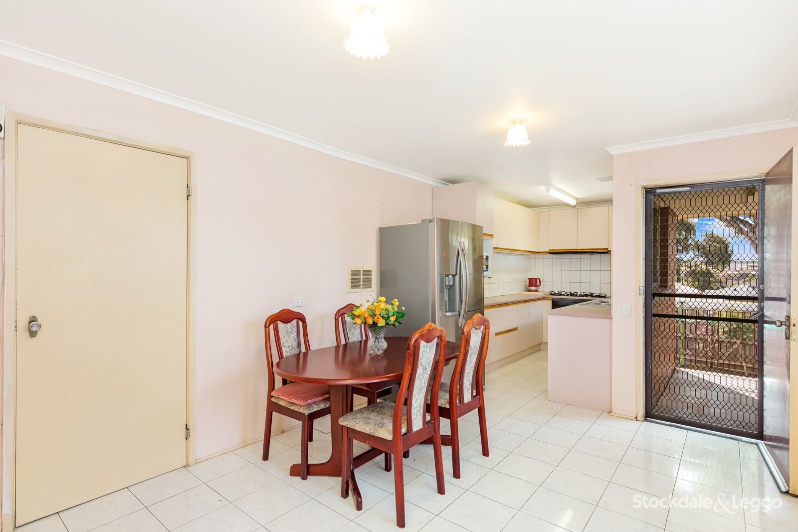 29 Lyndhurst Road, Gladstone Park VIC 3043, Image 2