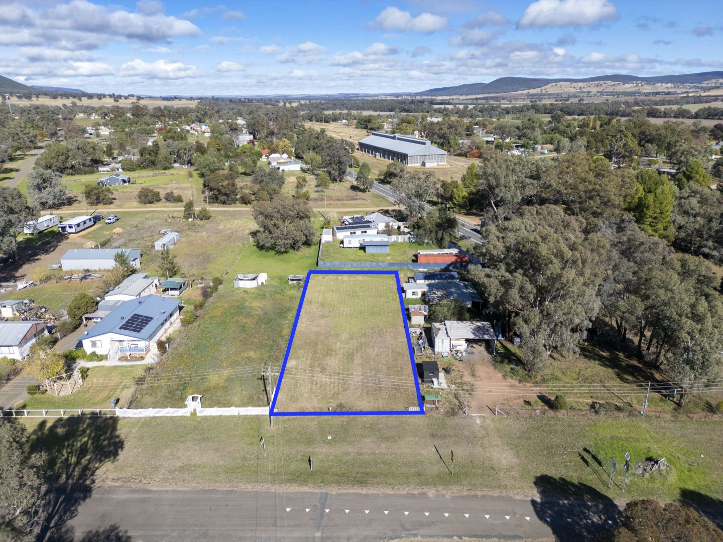 8 Crowther Street, Koorawatha NSW 2807, Image 1