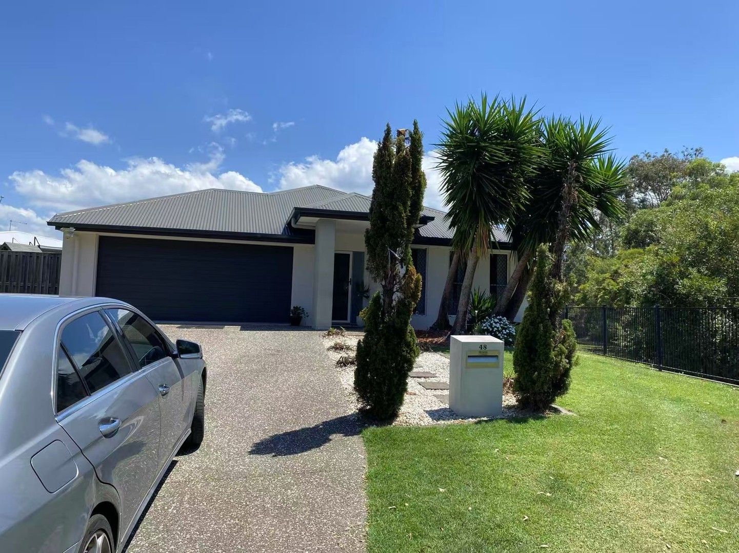 4 bedrooms House in 48 Leabrook Pl PIMPAMA QLD, 4209