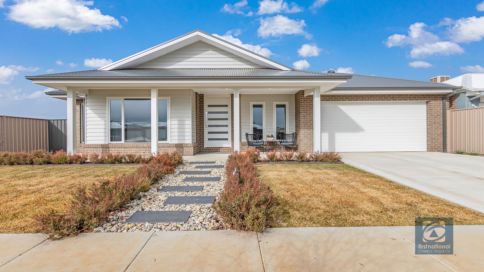 4 bedrooms House in 23 Yakoa Natya Avenue ECHUCA VIC, 3564