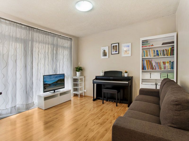 2 bedrooms Apartment / Unit / Flat in 5/221 Peats Ferry Road HORNSBY NSW, 2077