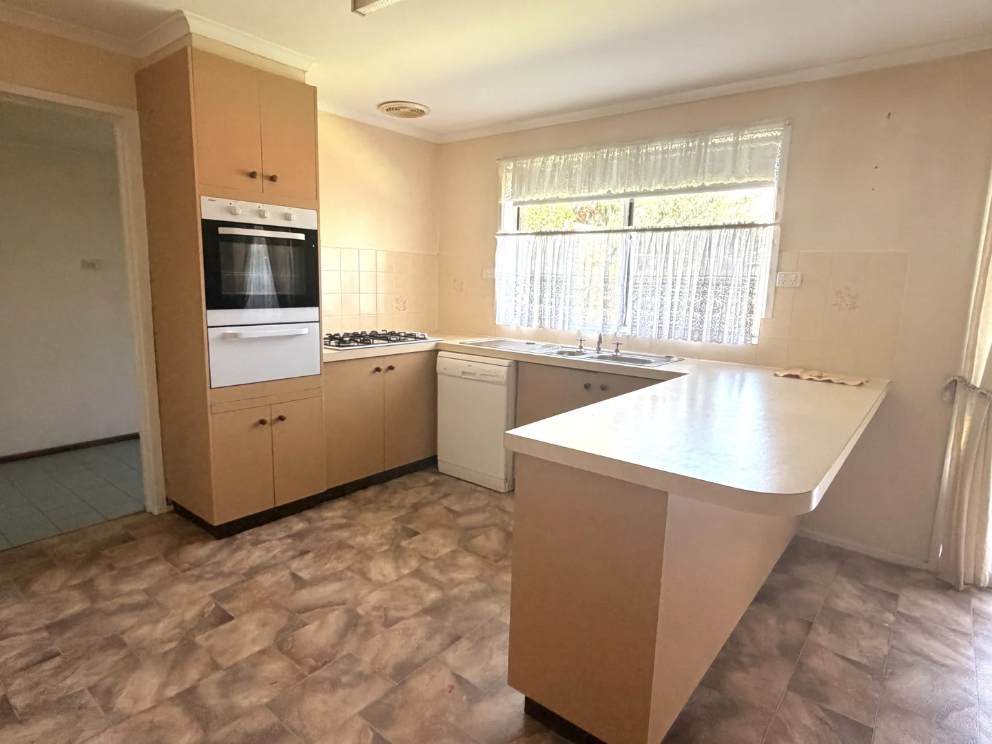 Additional image 5 of 18 Arleon Crescent, Cranbourne VIC 3977