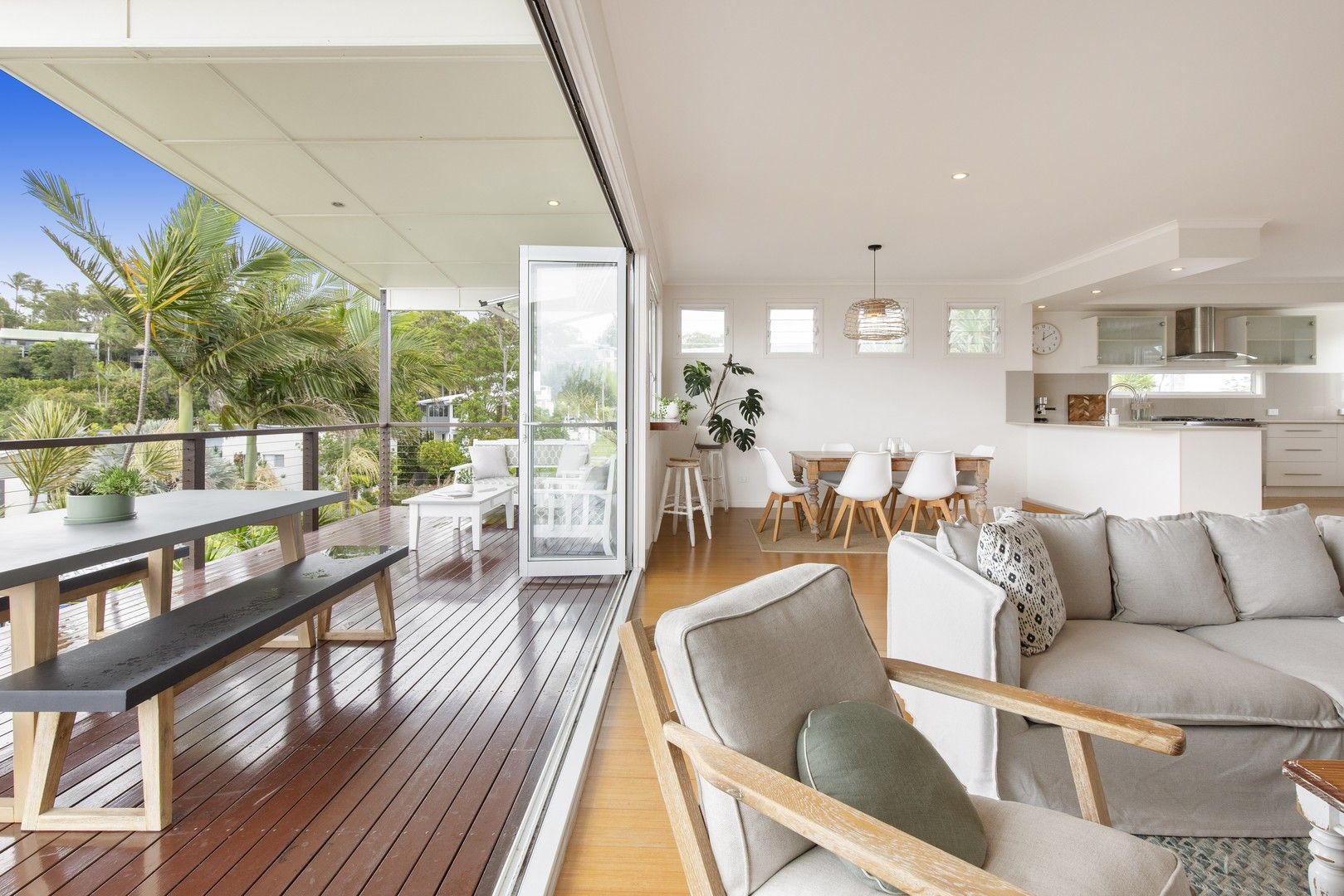 4 bedrooms House in 11 Berry Court MOUNT COOLUM QLD, 4573