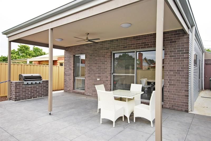 6A Linaker Lane, GOLDEN POINT VIC 3350, Image 1