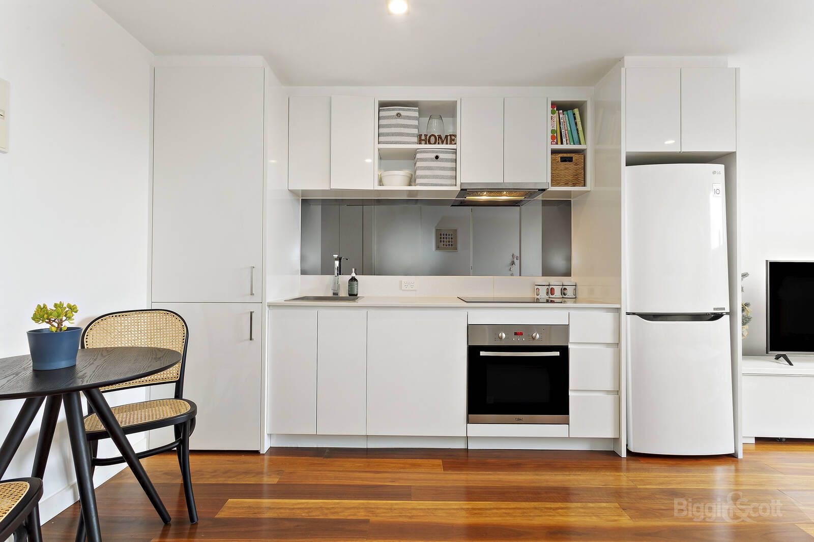 1 bedrooms Apartment / Unit / Flat in 202/44 Eastment Street NORTHCOTE VIC, 3070
