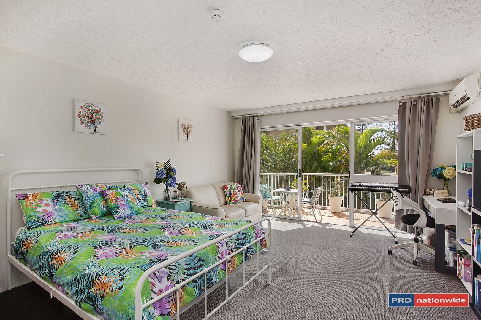 210/2007 Gold Coast Highway, Miami QLD 4220, Image 2