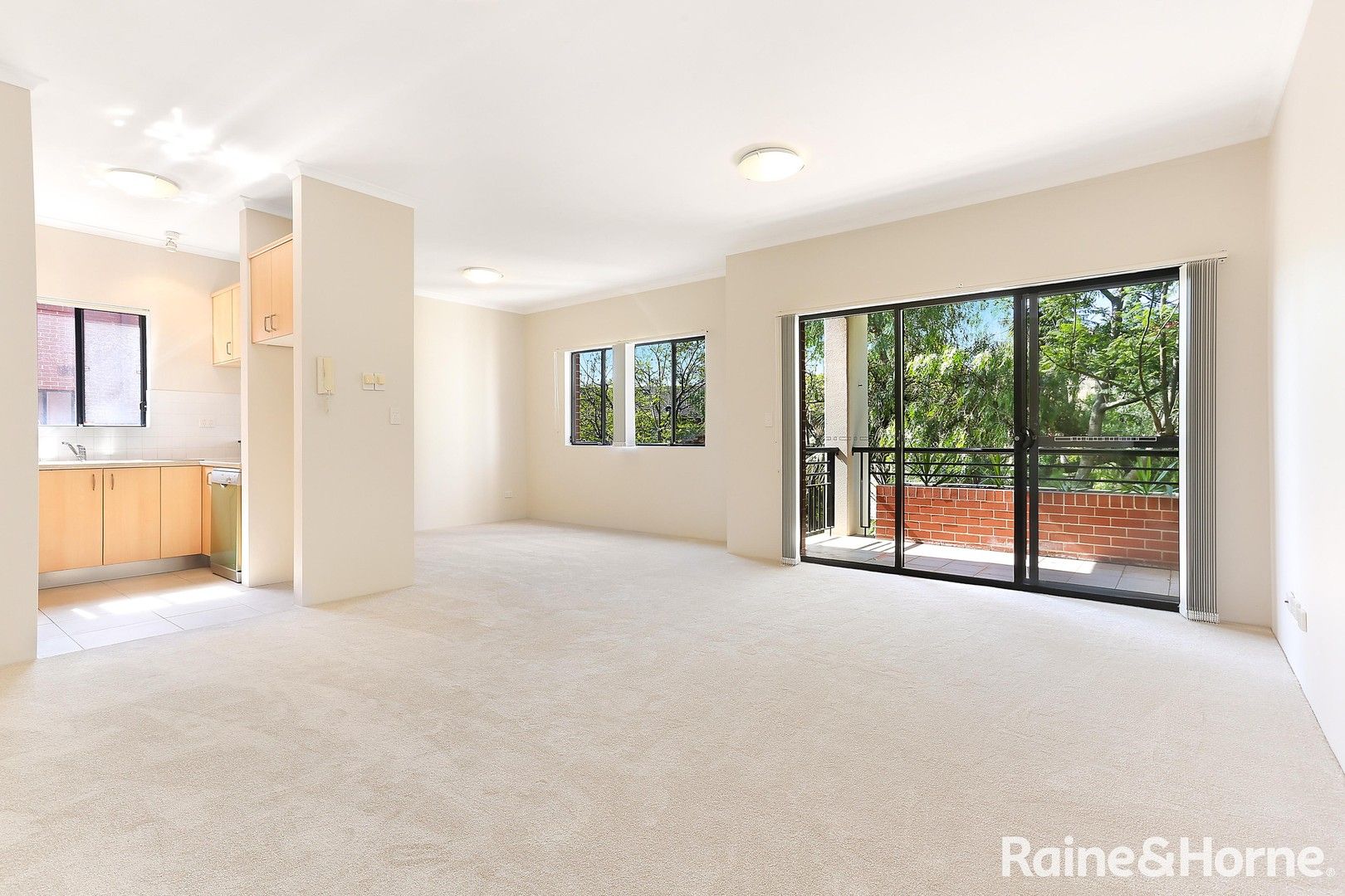 2 bedrooms Apartment / Unit / Flat in 23/6 Dutruc Street RANDWICK NSW, 2031