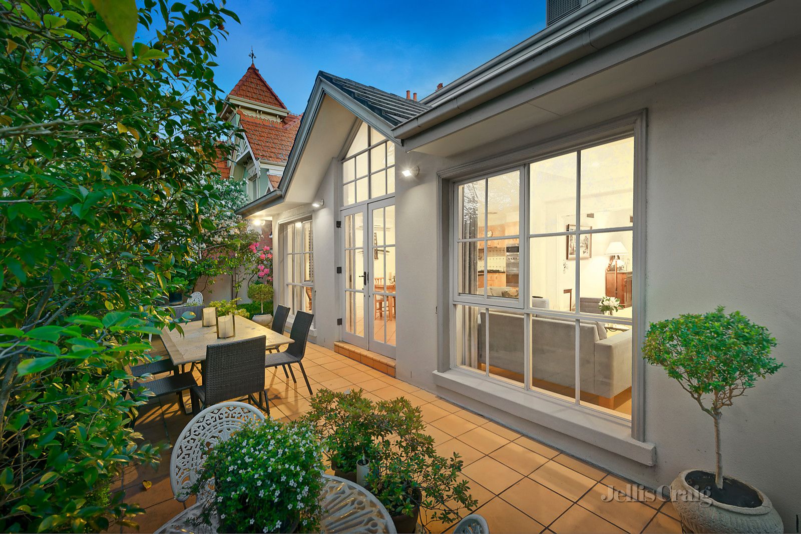 24 Kaleno View, Balwyn VIC 3103, Image 2