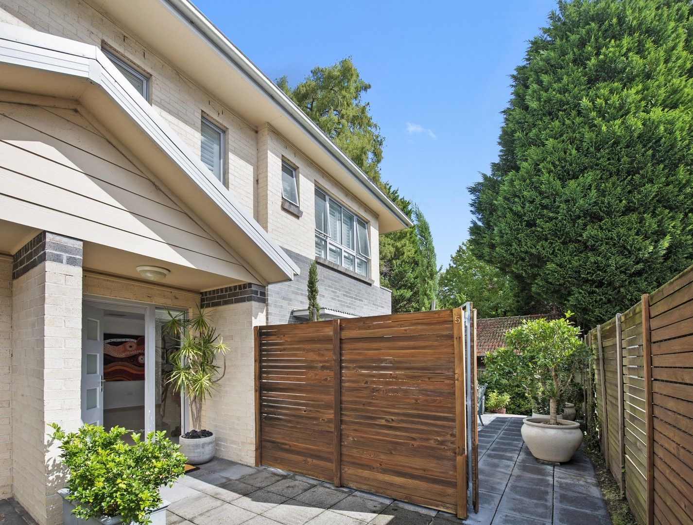 3 bedrooms Townhouse in 5/183-185 Burns Road TURRAMURRA NSW, 2074