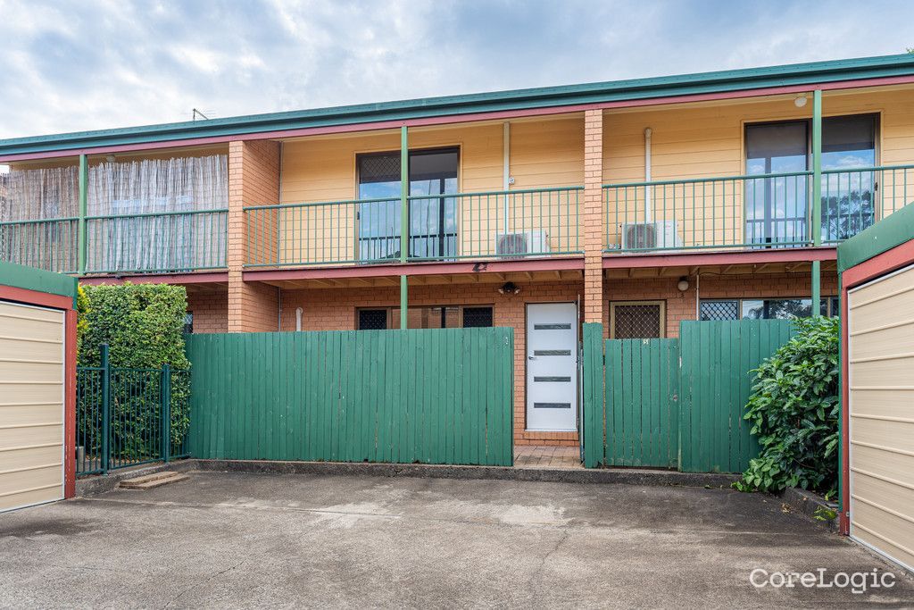 2 bedrooms Townhouse in 4/16 Old Chatswood Road DAISY HILL QLD, 4127
