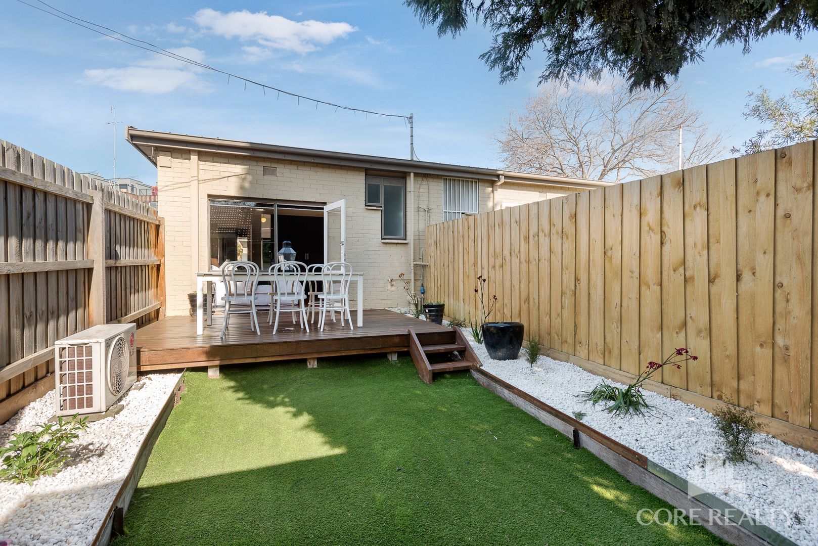 21/18 Lennon Street, Parkville VIC 3052, Image 2