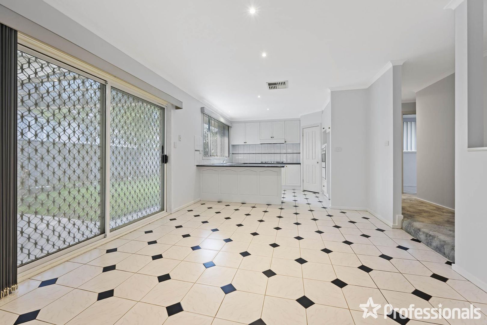 8 Brampton Circuit, Delahey VIC 3037 House For Rent Domain