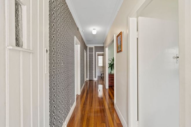 72 SHRAPNEL RD Cannon Hill 4170 - Image 5