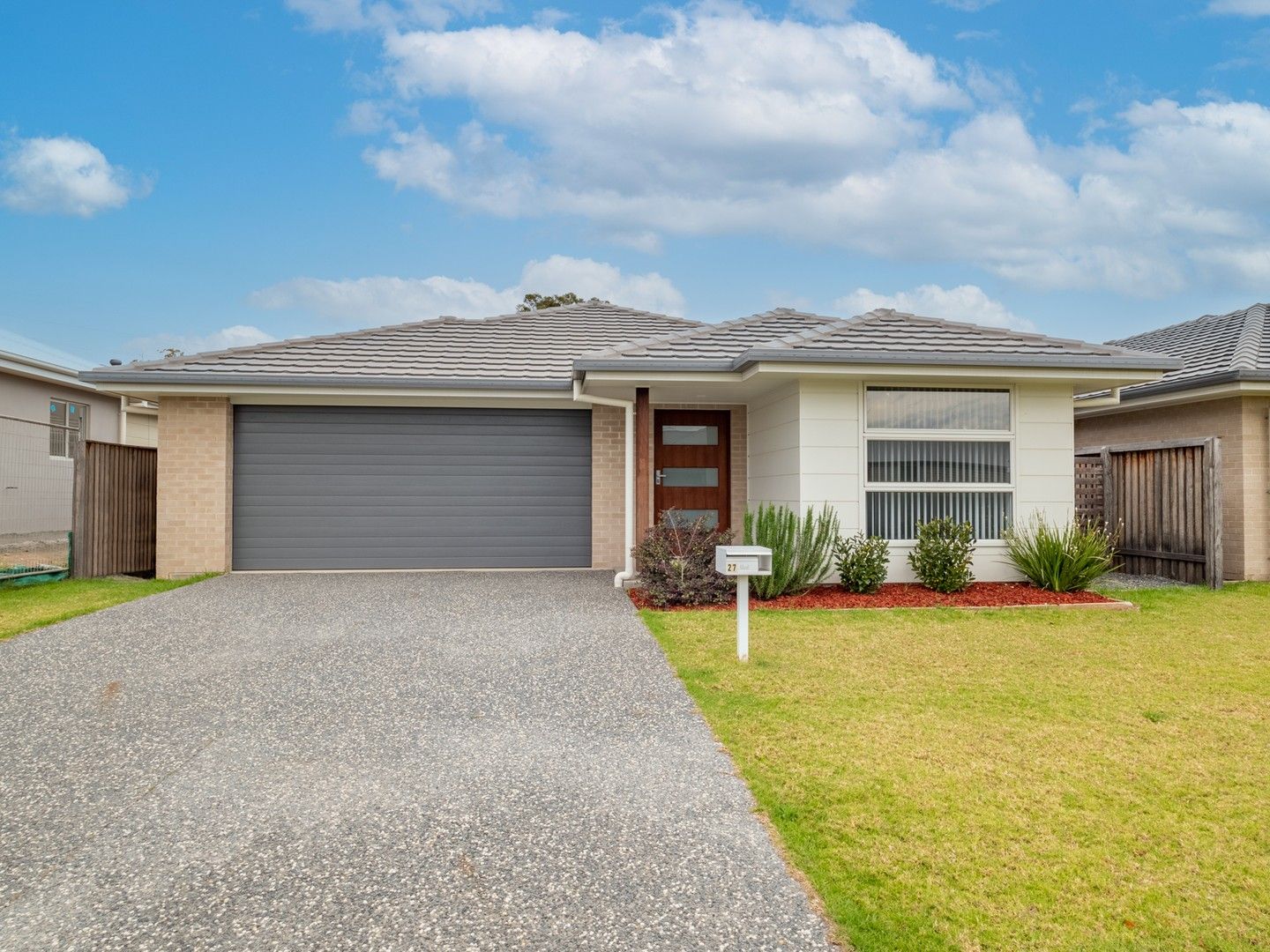 3 bedrooms House in 27 Pountney Avenue THRUMSTER NSW, 2444