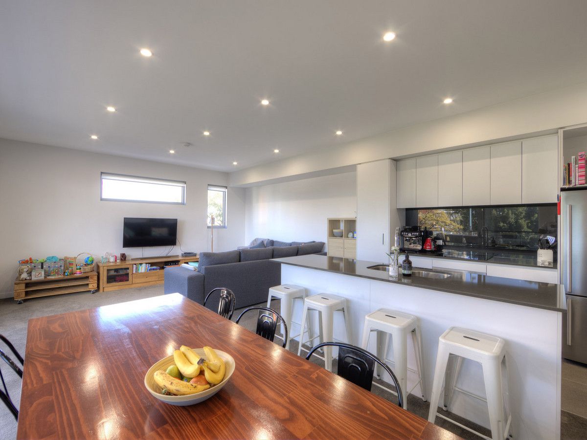 2 bedrooms Apartment / Unit / Flat in 19/8 Hawksburn Road RIVERVALE WA, 6103