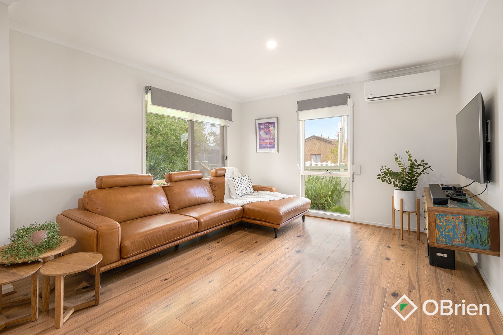 1/4 Vermay Avenue, Frankston VIC 3199, Image 2