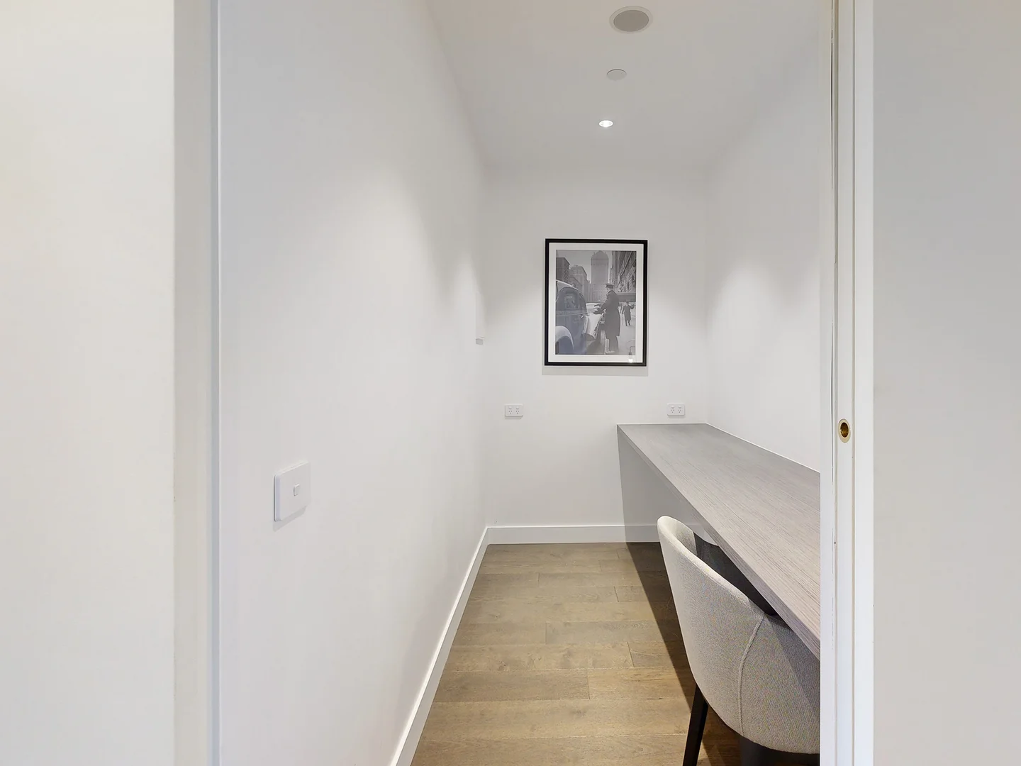 Additional image 7 of 805/8 Bowen Crescent, Melbourne VIC 3004