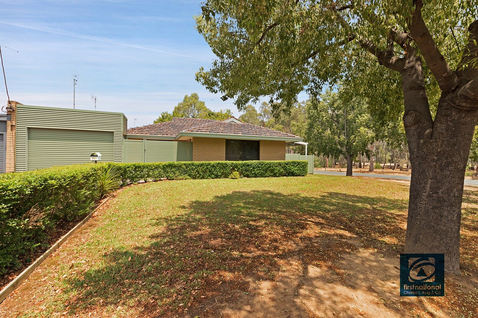 251 Mckinlay Street (cnr Of Haverfield & Mckinlay St) Street, Echuca VIC 3564, Image 0