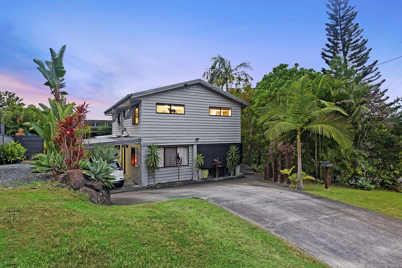 50409/111 Boundary Street, West End Property History & Address